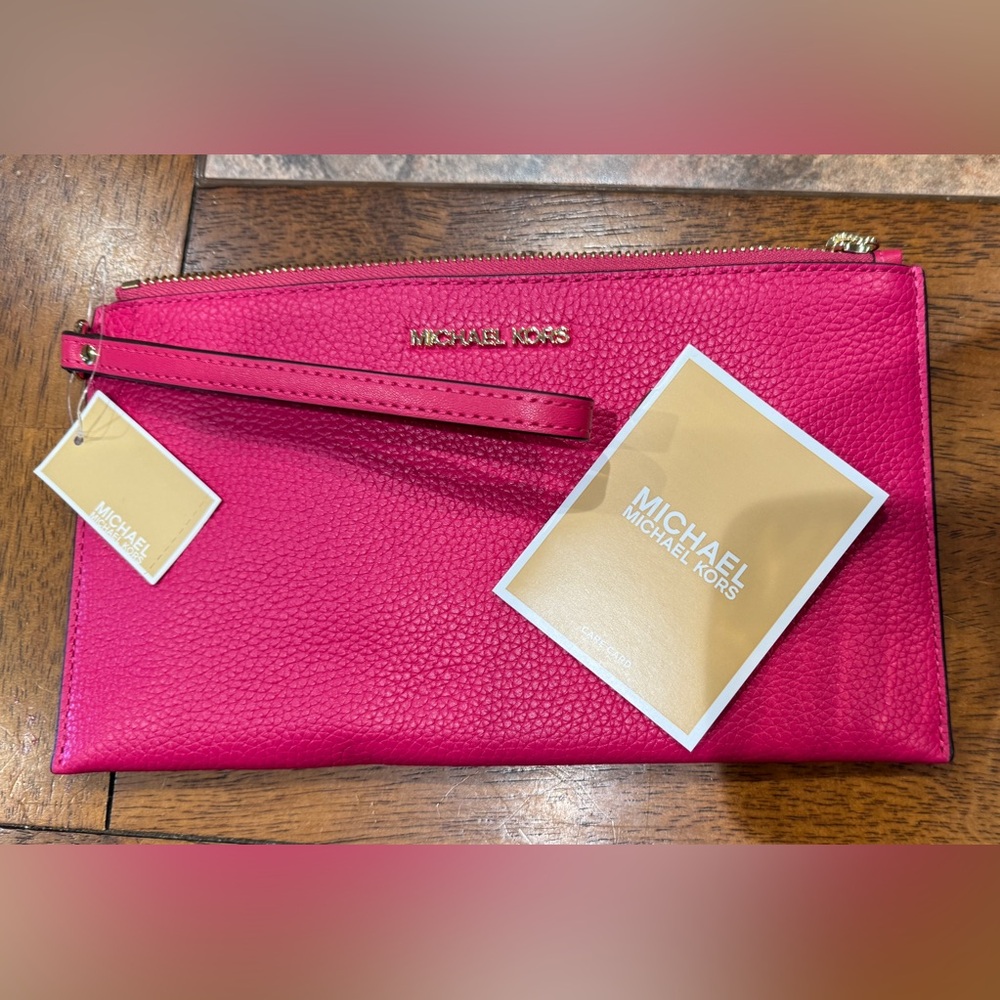 Michael Kors wristlet
